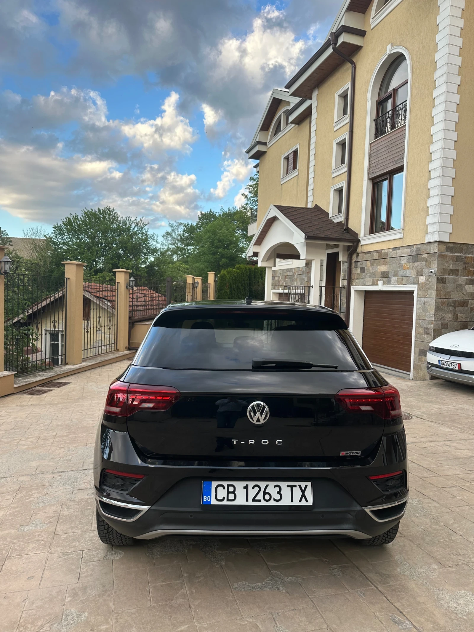 VW T-Roc 2.0TDI 4x4 LED, снимка 6 - Автомобили и джипове - 54802091