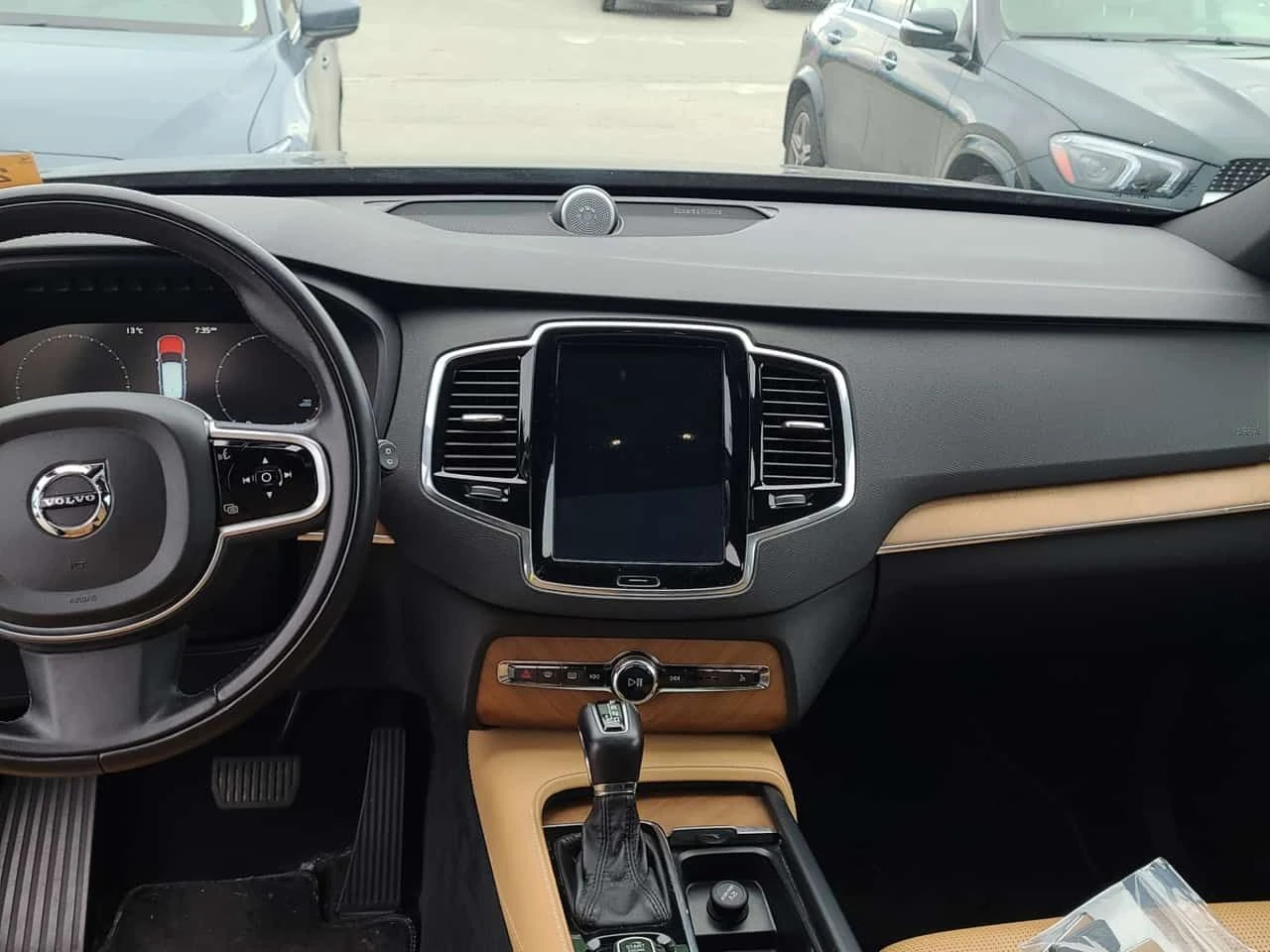 Volvo Xc90 INSCRIPTION/+ ГУМИ И ДЖАНТИ/ПАНО/ОБДУХ/ФИНАНСИРАНЕ, снимка 10 - Автомобили и джипове - 54827146