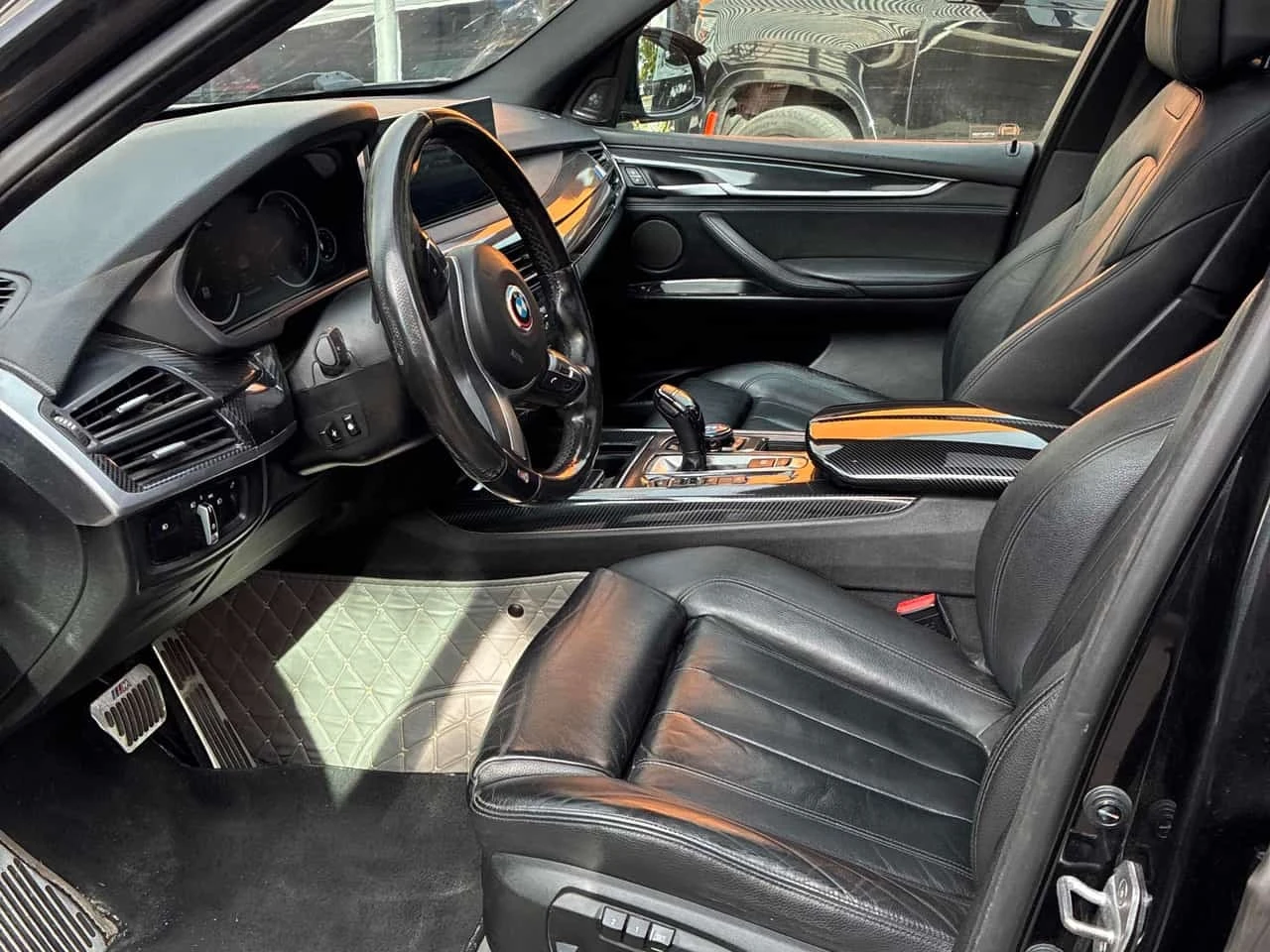 BMW X5 * xDrive35i * M Sport * CARFAX * , снимка 5 - Автомобили и джипове - 56325243