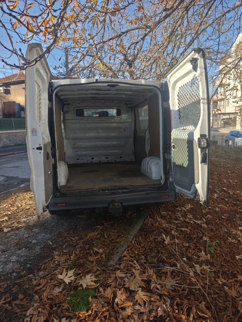 Opel Vivaro 2.0 Дизел 6 скорости , снимка 9 - Бусове и автобуси - 52921439