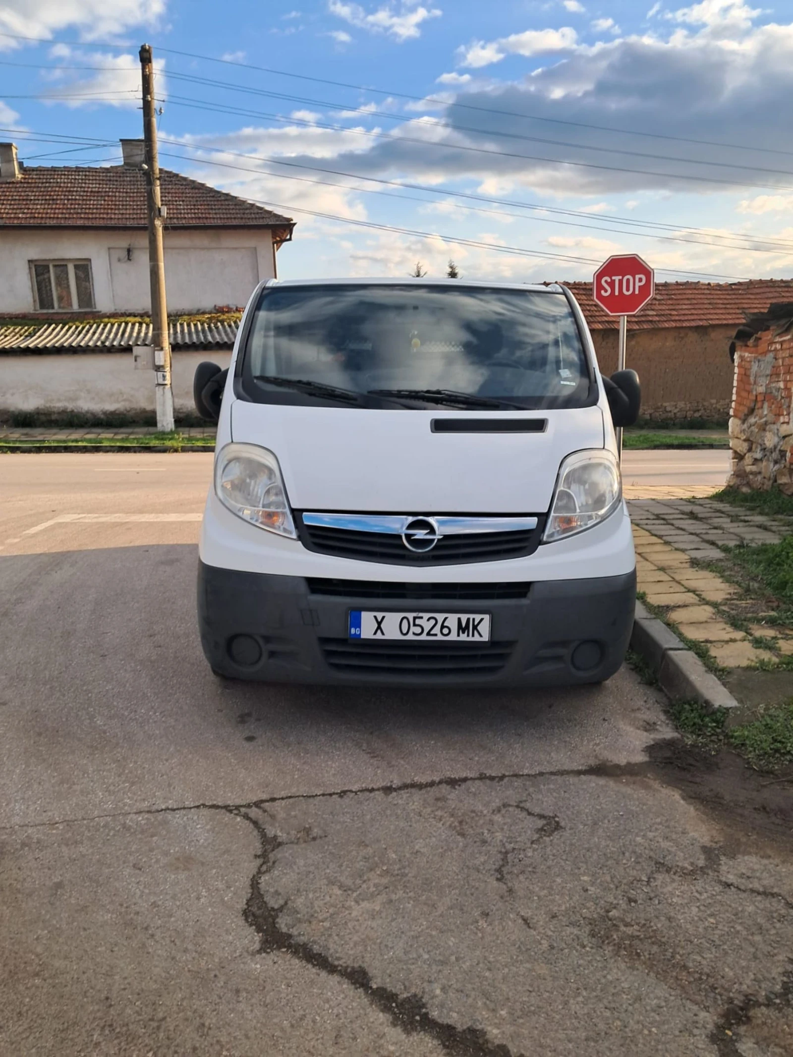 Opel Vivaro 2.0 Дизел 6 скорости , снимка 1