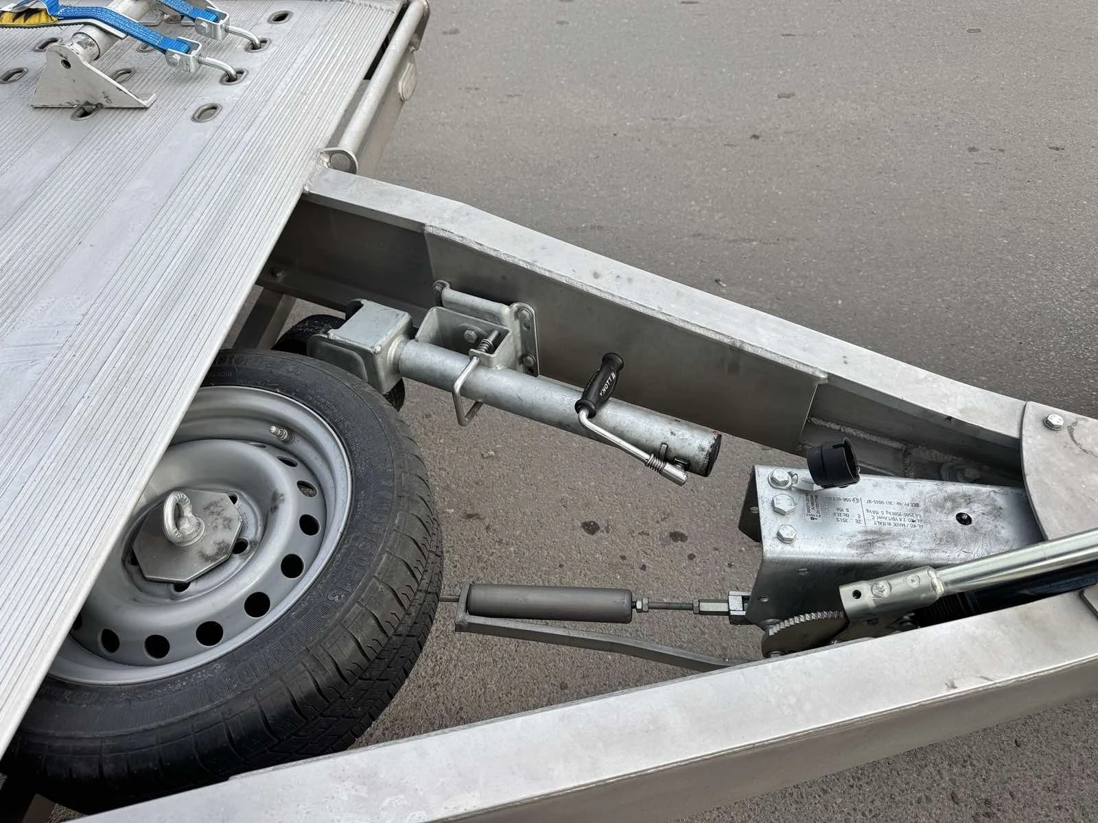 Iveco Daily 35S18, снимка 13 - Бусове и автобуси - 55426679