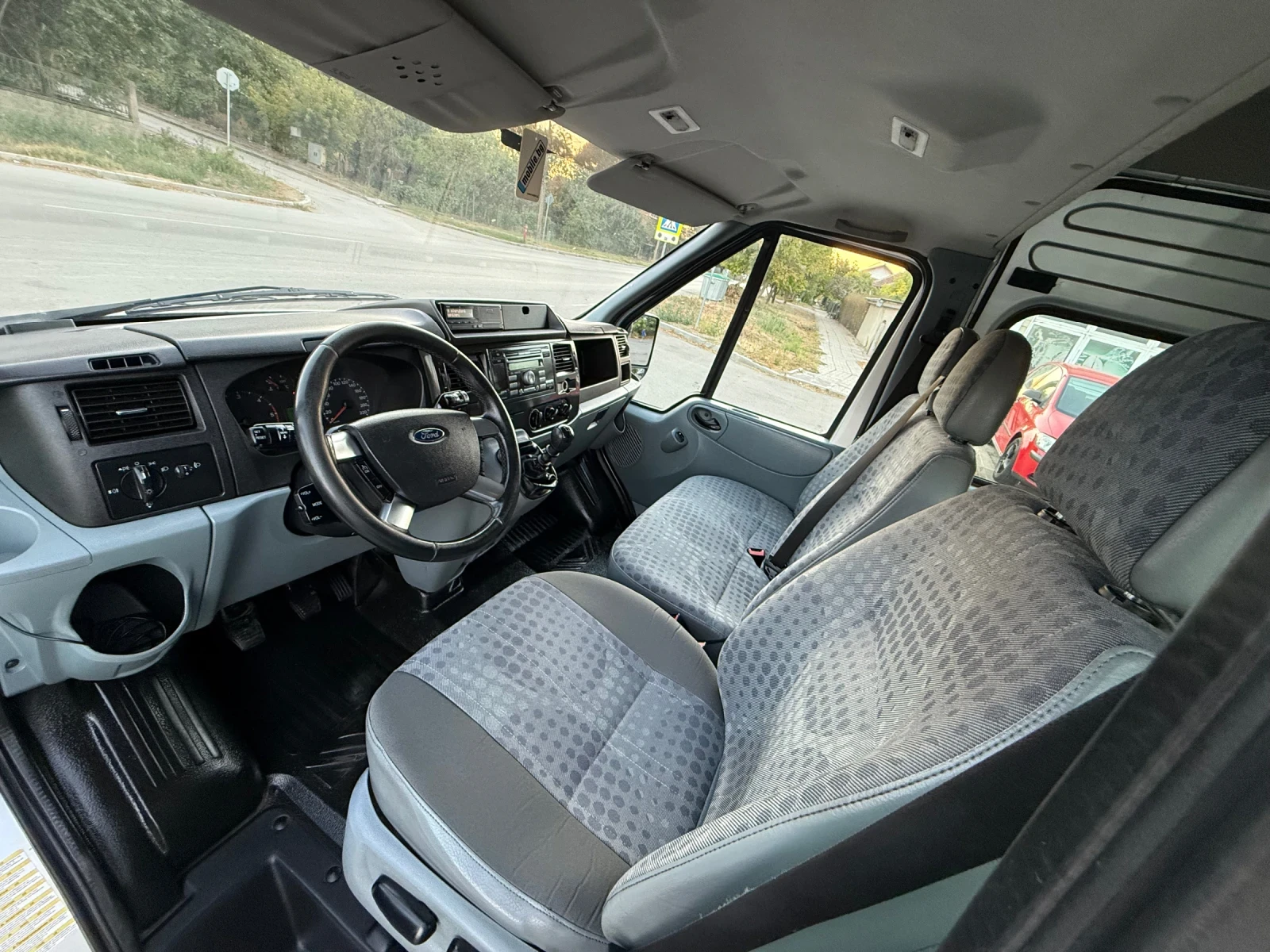 Ford Transit 2.2TDCI FACELIFT ЛИЗИНГ, снимка 9 - Бусове и автобуси - 56309810