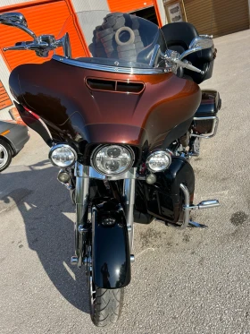 Обява за продажба на Harley-Davidson CVO 117 c.i. Screaming Eagle ELecta Glide CVO  ~42 989 лв. - изображение 1