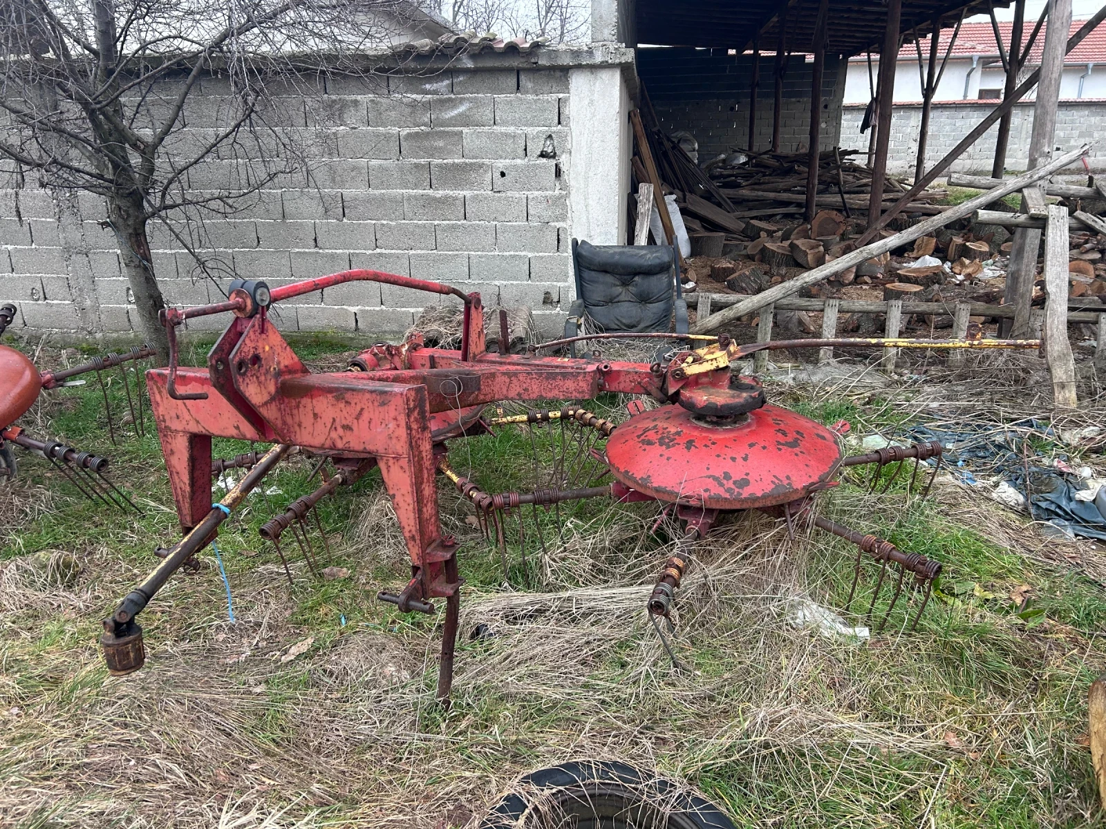 Сенообръщачка New Holland 4.50 - изображение 3