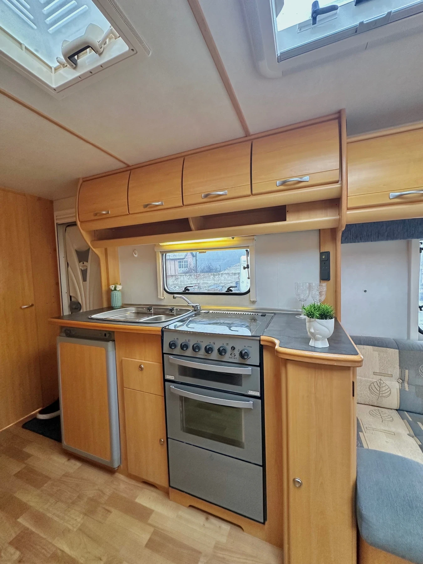 �������� LMC GEIST 640 / ��� ���� / ������ / ��� ������ / WC  | Mobile.bg � ����������� 12