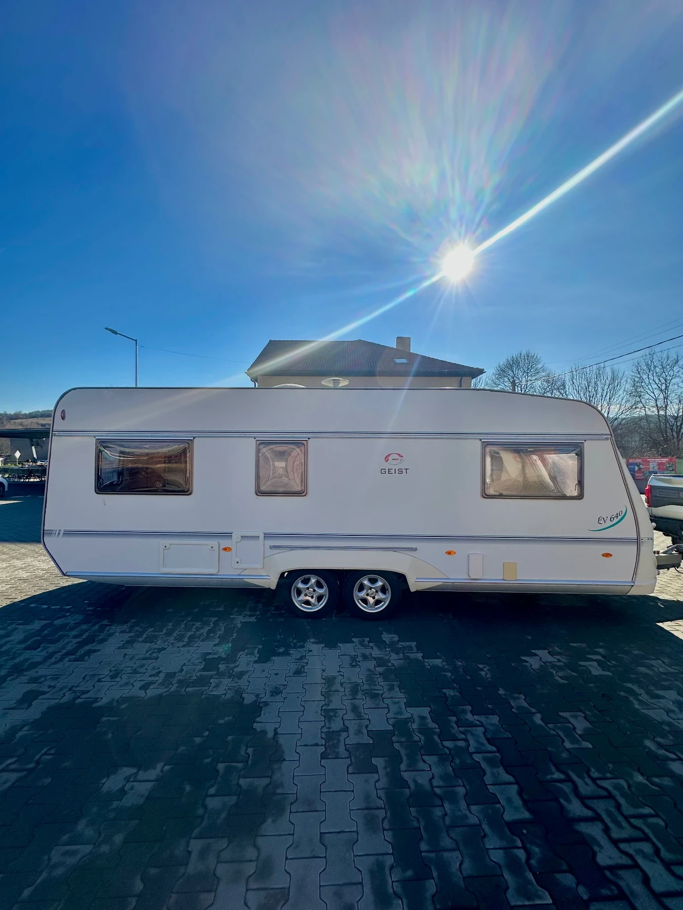 Каравана LMC GEIST 640 / НОВ ВНОС / СПАЛНЯ / ДУШ КАБИНА / WC  - изображение 5