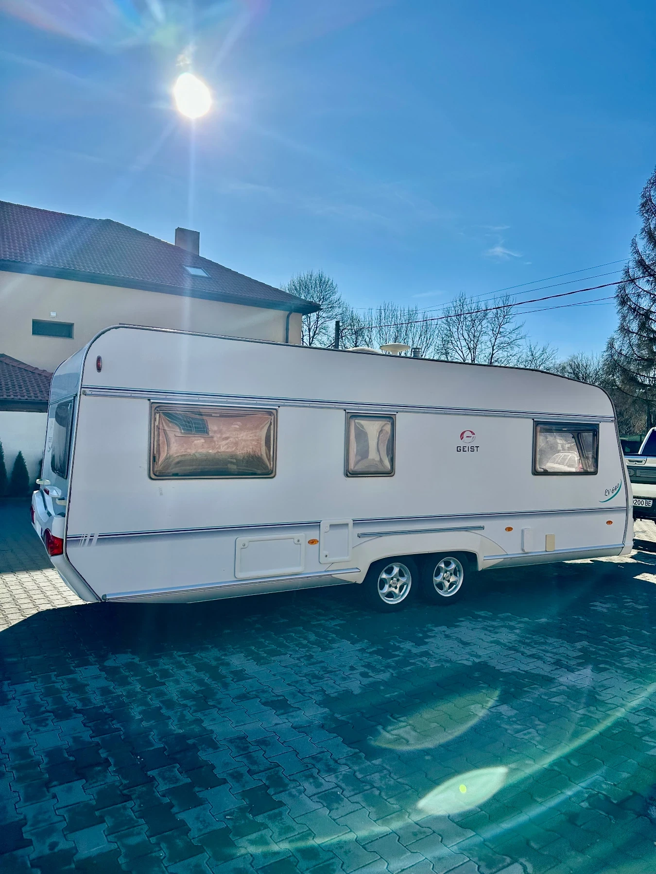 Каравана LMC GEIST 640 / НОВ ВНОС / СПАЛНЯ / ДУШ КАБИНА / WC  - изображение 6