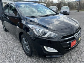 Hyundai I30 1.4i Серв. история/119277км./LED/Фейслифт/, снимка 7