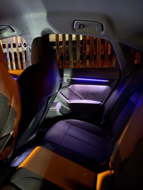 Audi A3 СЕДАН* ДИСТРОНИК* ПОДГРЕВ* RECARO* АМБИЕНТНО* * , снимка 15