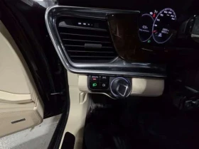 Porsche Panamera  GTS | DISTRONIC | ОБДУХВАНЕ | CARFAX - 60300 € / 117936.55 лв. - 82915812 12