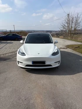 Tesla Model Y Long Range 4x4 