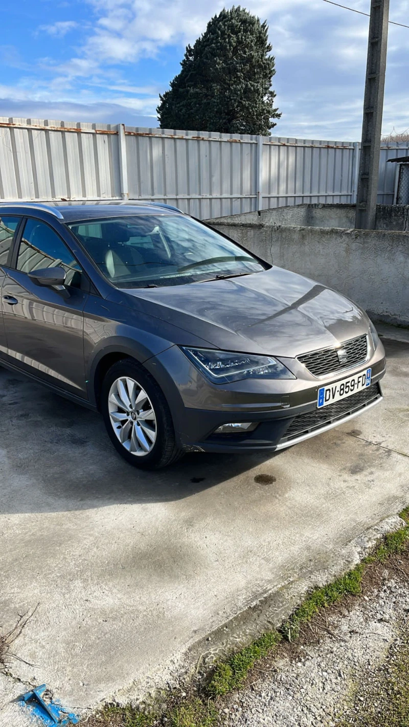 Seat Leon 2.0 TDI 4x4, снимка 2 - Автомобили и джипове - 49538090