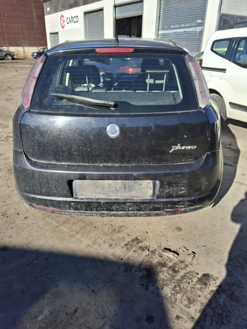 Fiat Punto, снимка 1 - Автомобили и джипове - 48110984