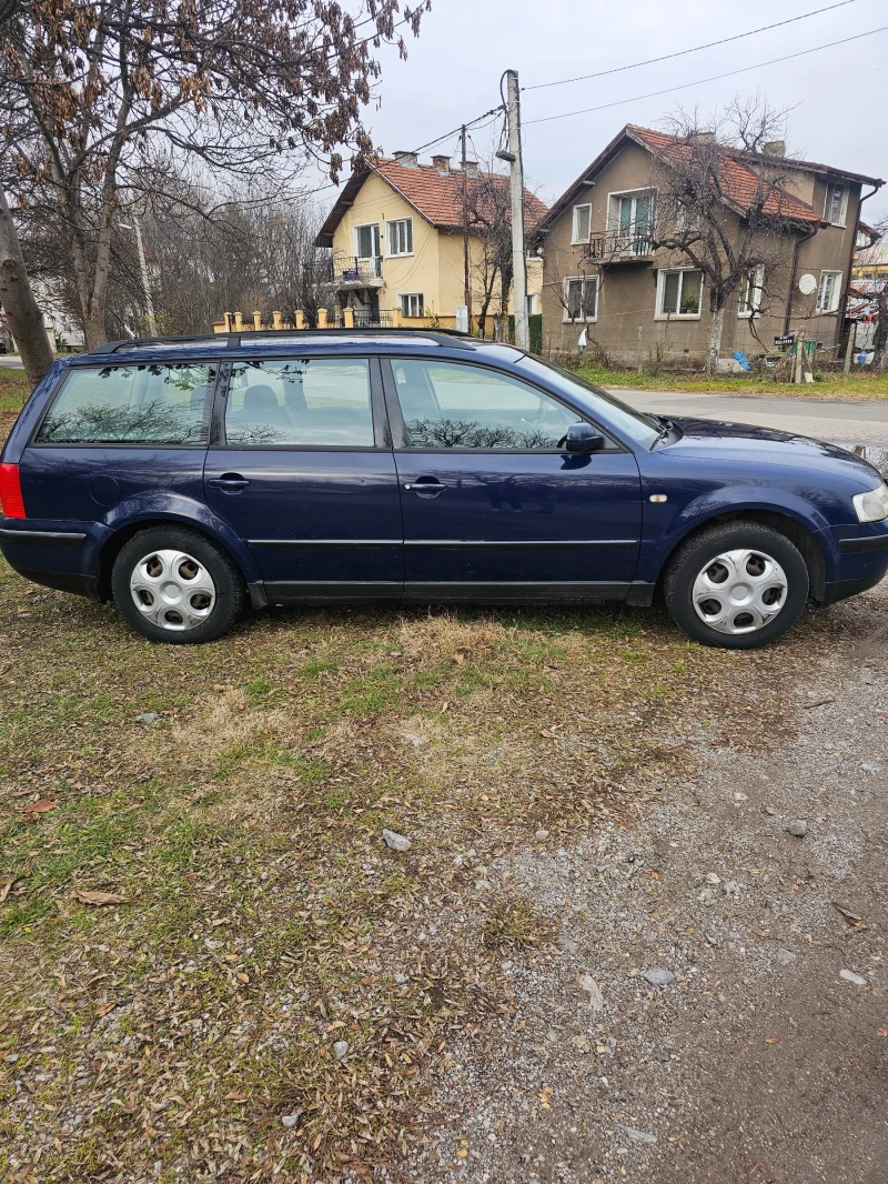 VW Passat Газ инжекцион, снимка 3 - Автомобили и джипове - 48223400