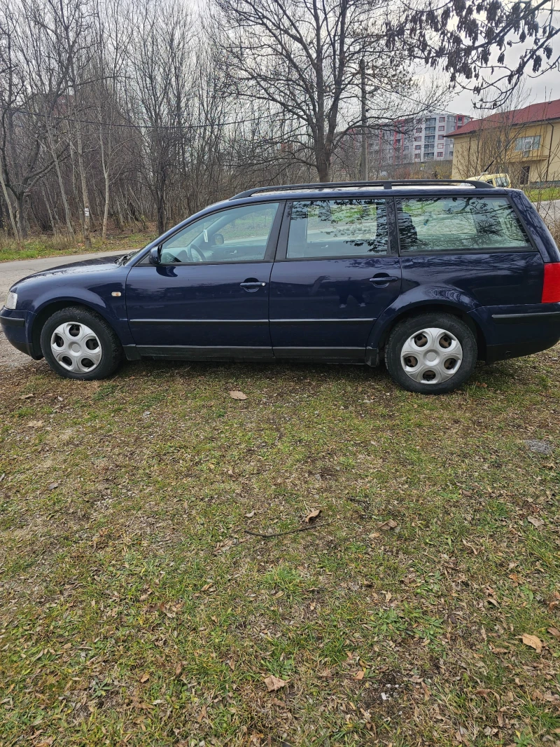 VW Passat Газ инжекцион, снимка 7 - Автомобили и джипове - 48223400