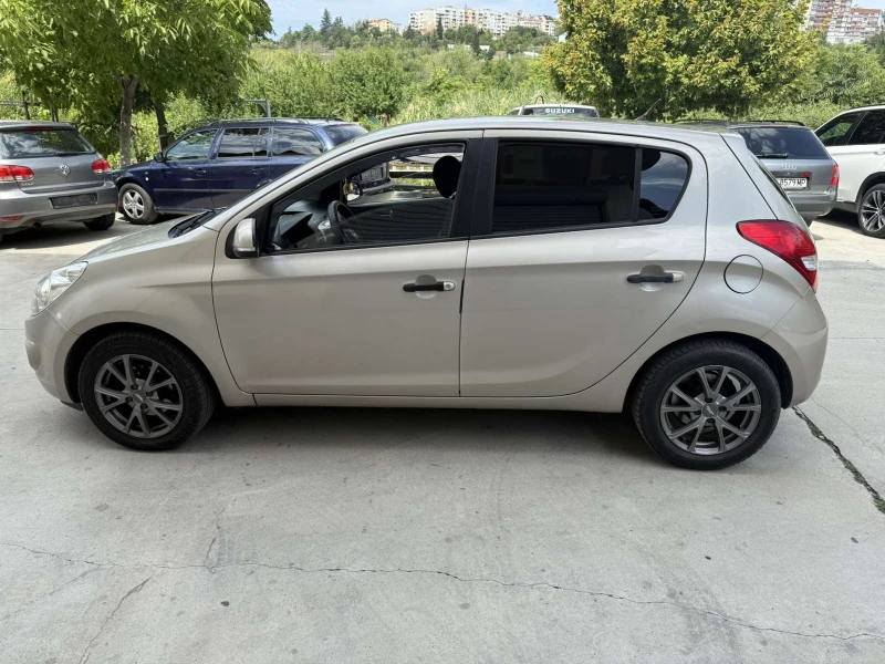 Hyundai I20, снимка 5 - Автомобили и джипове - 52514033