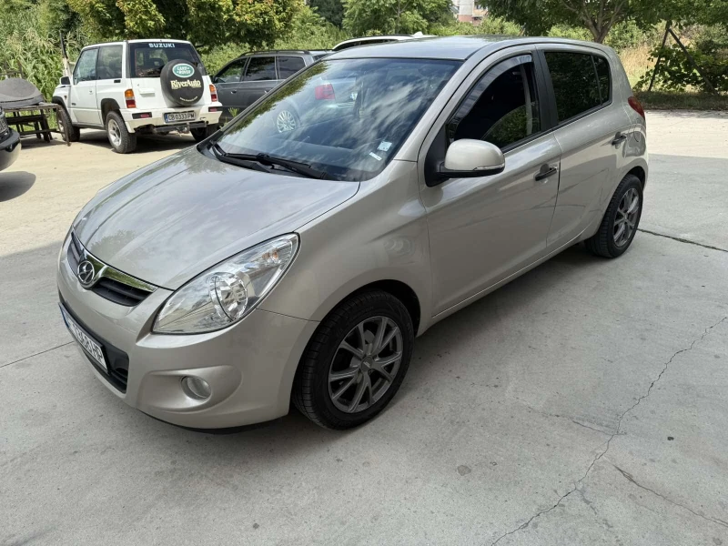 Hyundai I20, снимка 3 - Автомобили и джипове - 52514033