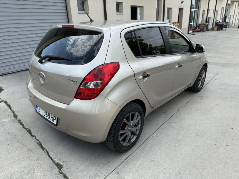Hyundai I20, снимка 6 - Автомобили и джипове - 52514033