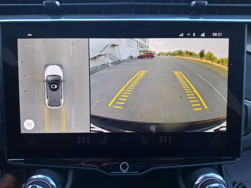 LynkCo 01 1.5TD Plug-in Hybrid DCTH, снимка 13 - Автомобили и джипове - 51612217