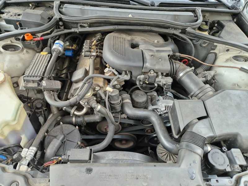 BMW 318 E46, снимка 8 - Автомобили и джипове - 52553732