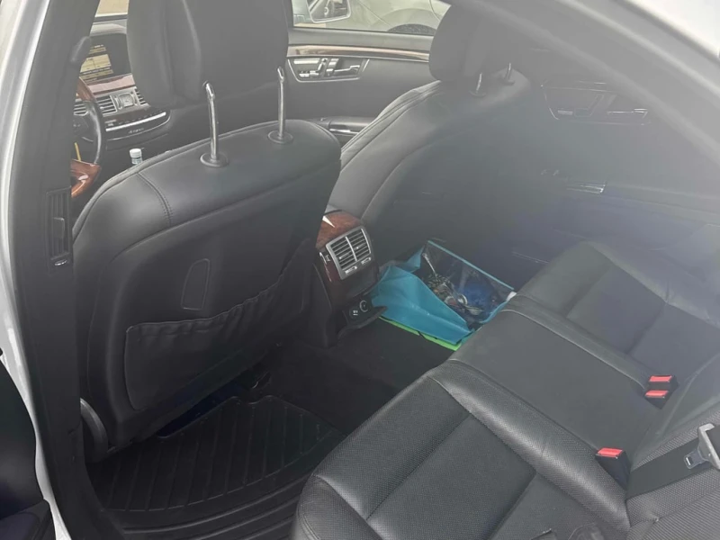 Mercedes-Benz S 500 550  CARFAX, снимка 12 - Автомобили и джипове - 52674040