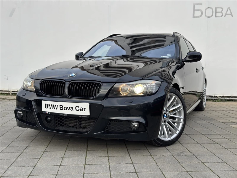 BMW 330 xDrive Touring, снимка 12 - Автомобили и джипове - 52711638