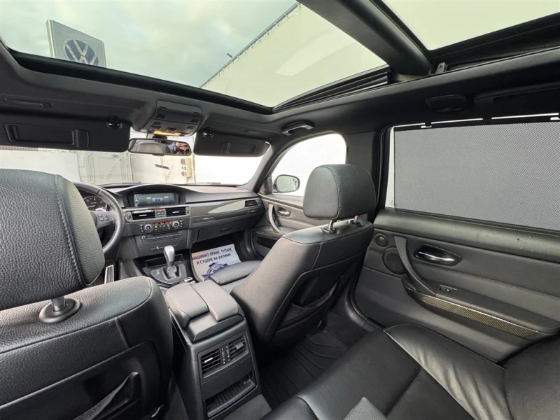 BMW 330 xDrive Touring, снимка 10 - Автомобили и джипове - 52711638