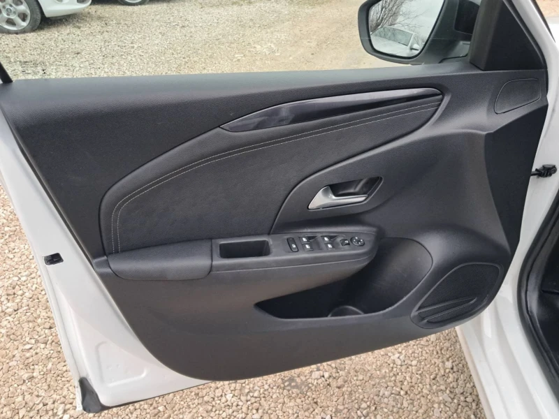 Opel Corsa 1.2 НАВИГАЦИЯ, снимка 8 - Автомобили и джипове - 53443375