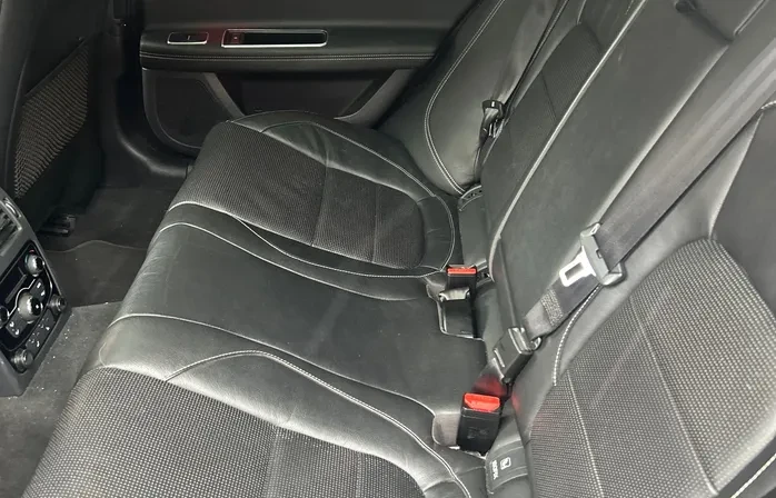 Jaguar Xf 35t R-Sport * CARFAX* ДВА КЛЮЧА, снимка 8 - Автомобили и джипове - 54078737