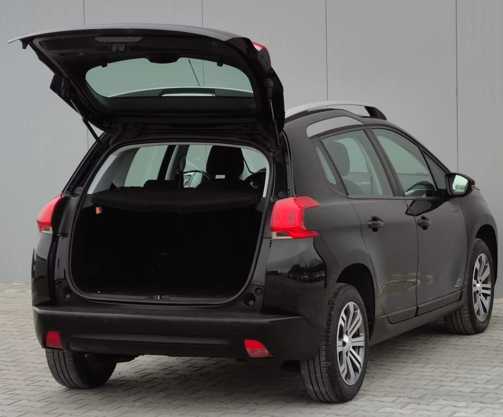 Peugeot 2008 1.6HDI* Navi*  | Mobile.bg — изображение 16