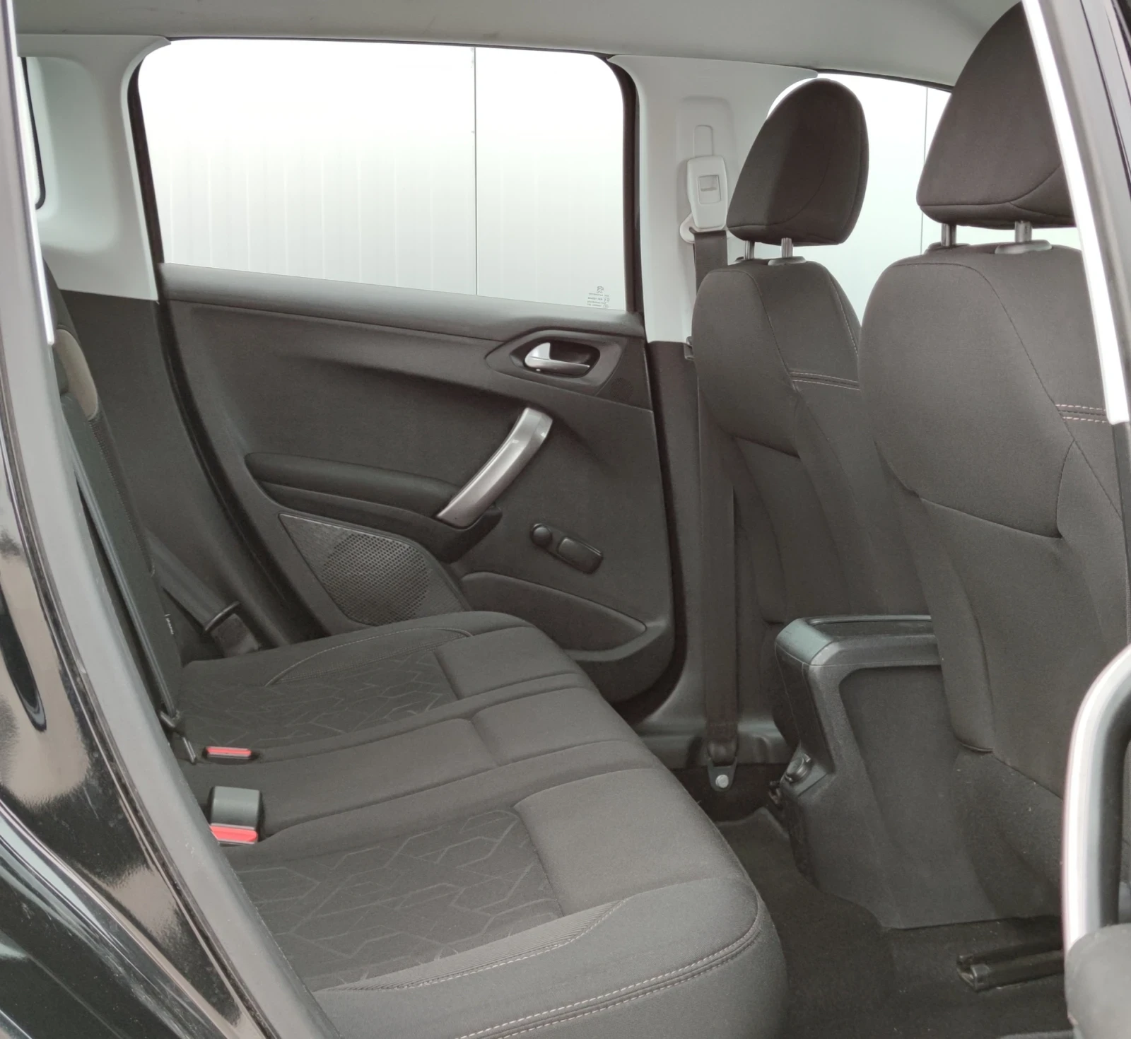 Peugeot 2008 1.6HDI* Navi*  | Mobile.bg — изображение 13