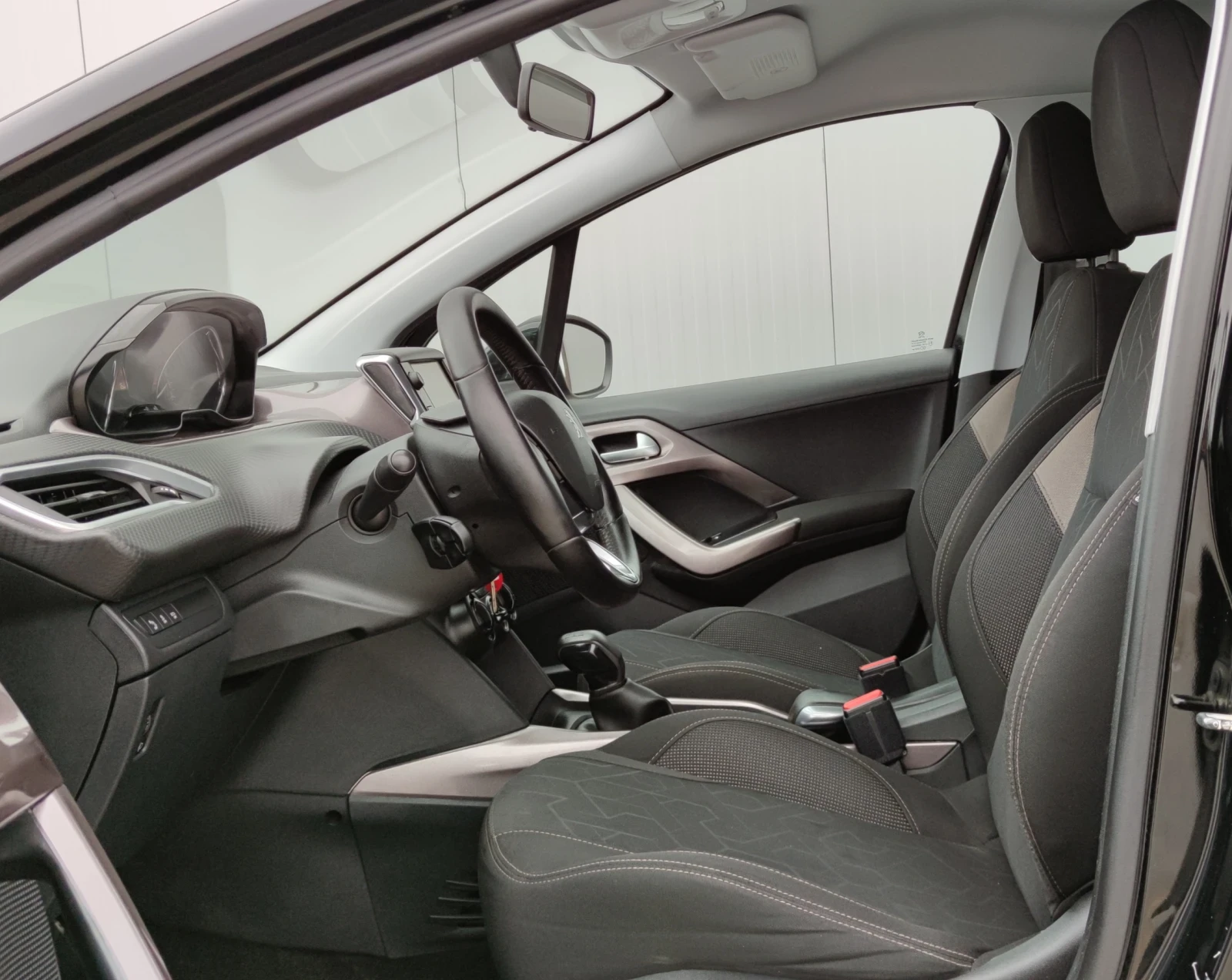 Peugeot 2008 1.6HDI* Navi*  | Mobile.bg — изображение 15