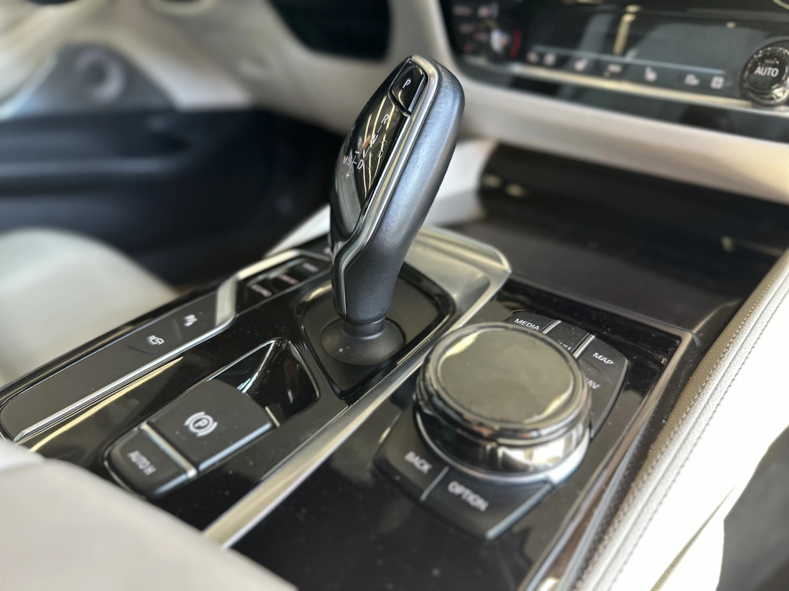 BMW 530 d* NightVision* Dis* B&W* FULL* *  | Mobile.bg   15