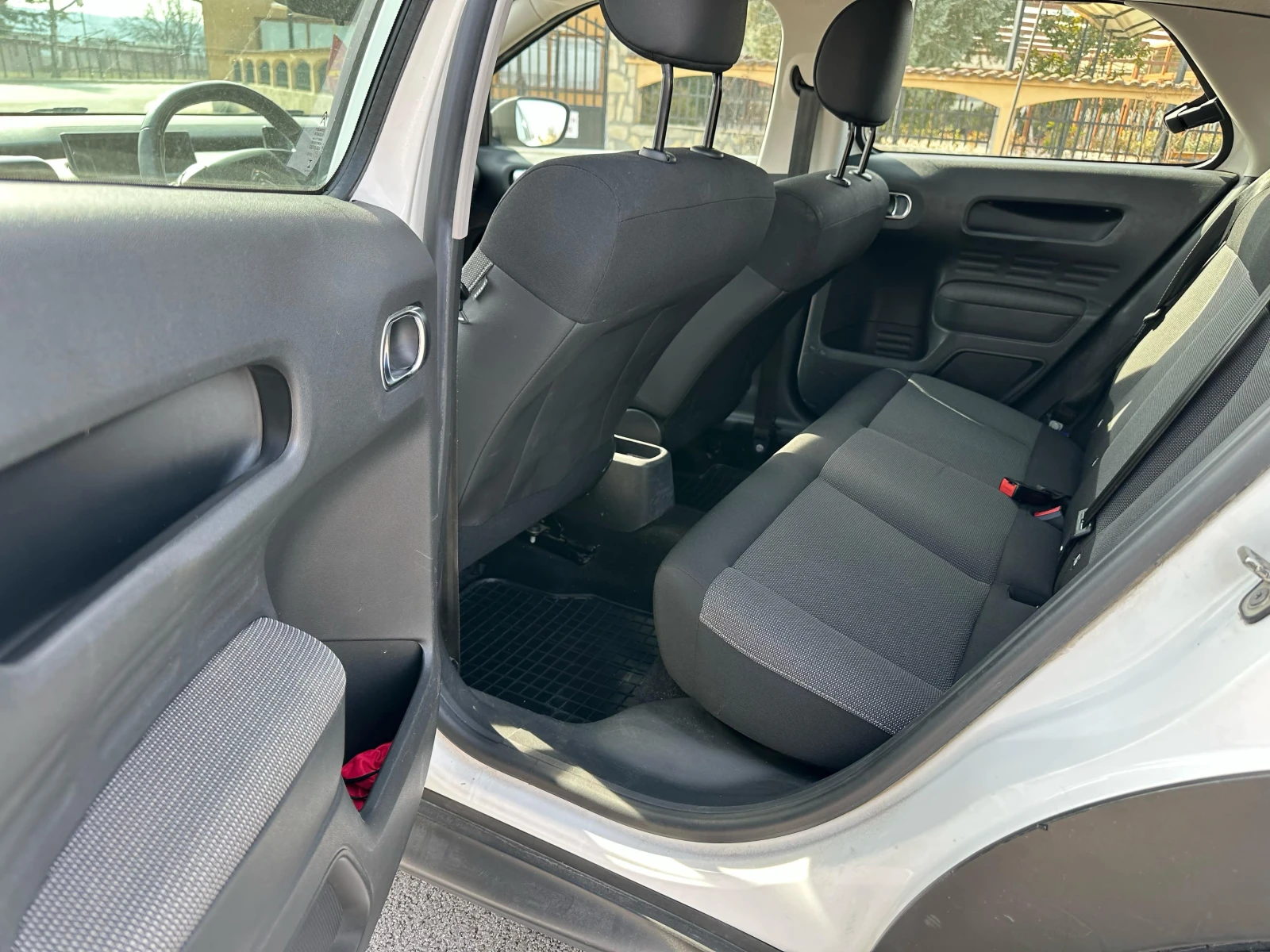 Citroen C4 Cactus | Mobile.bg — изображение 13