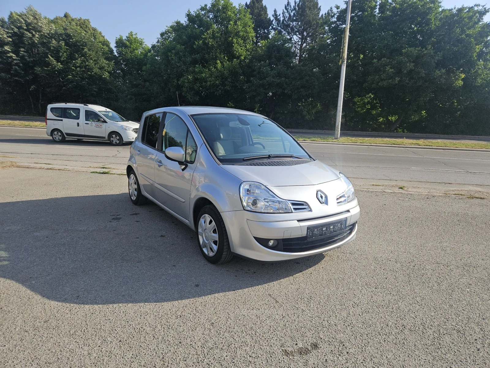 Renault Modus 1.2i----95???km - изображение 3