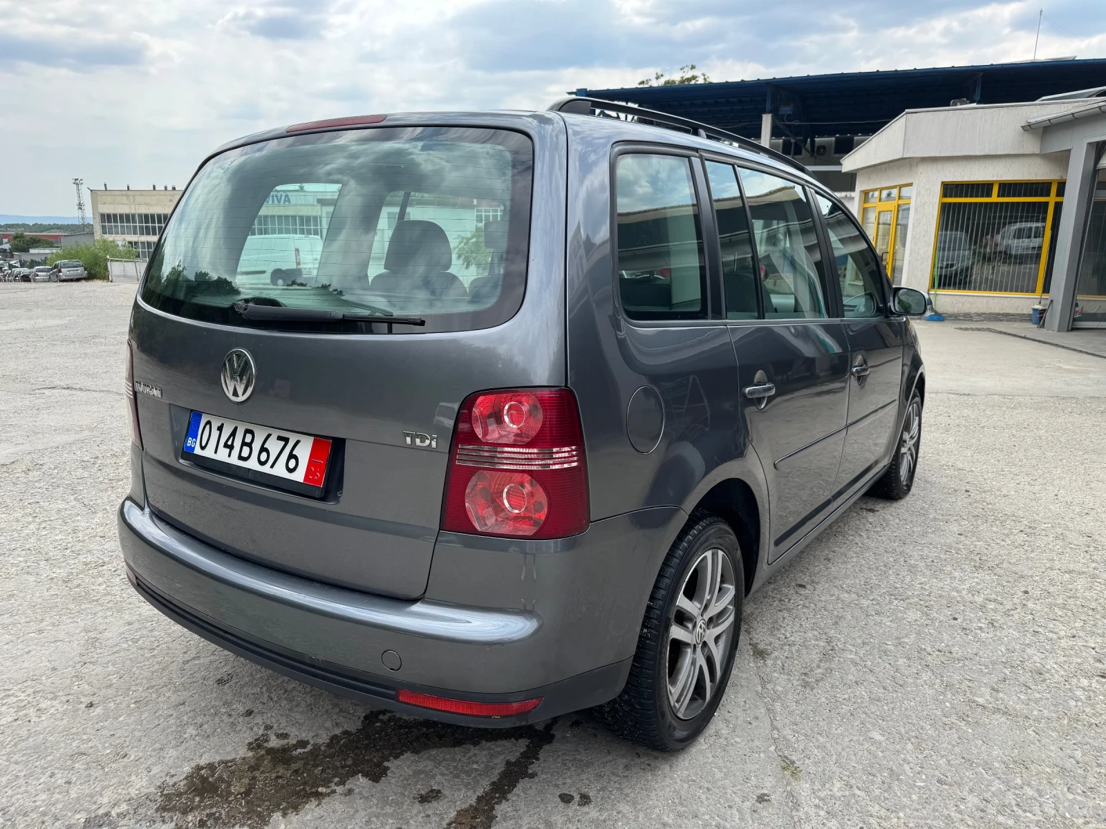 VW Touran 1, 9TDI 105к.с - изображение 6