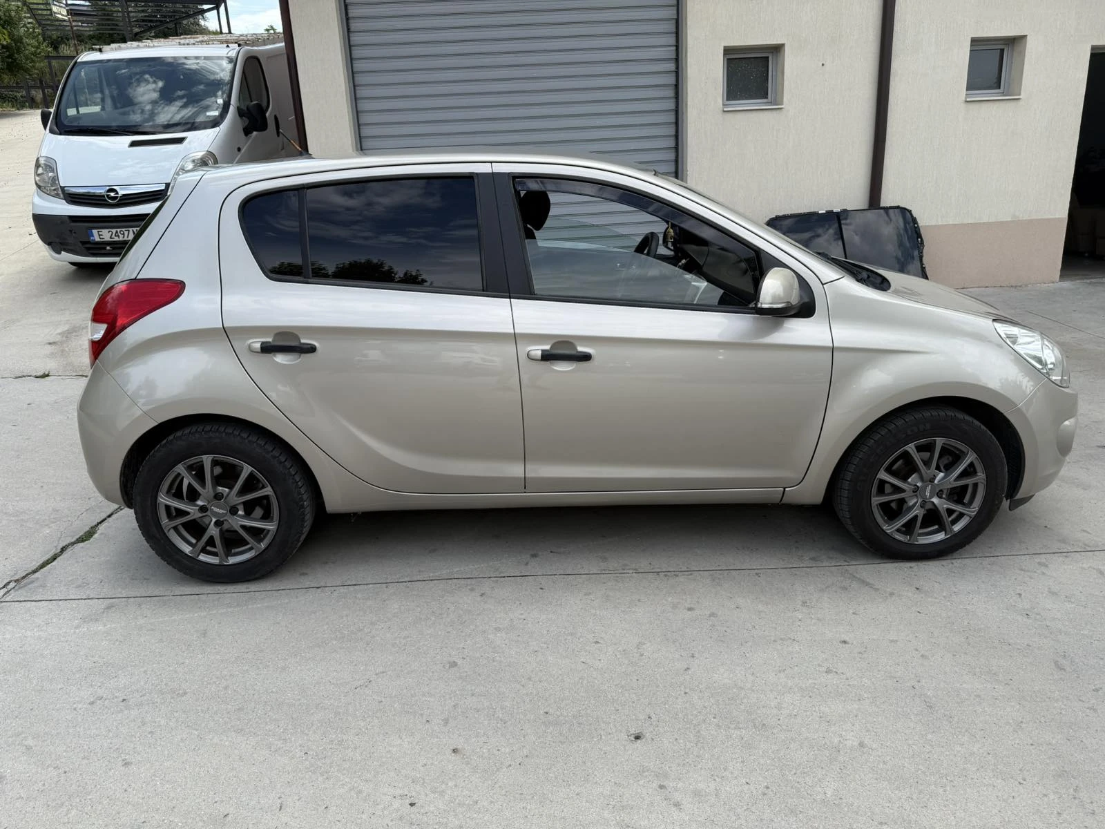 Hyundai I20  - изображение 4