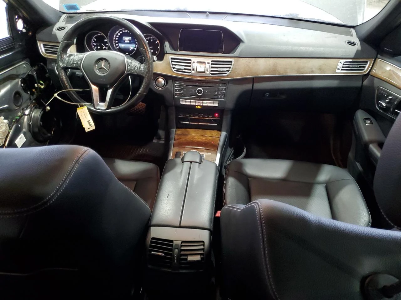 Mercedes-Benz E 250 * АВТО КРЕДИТ* ЦЕНА ДО БГ * CARFAX *  - изображение 8