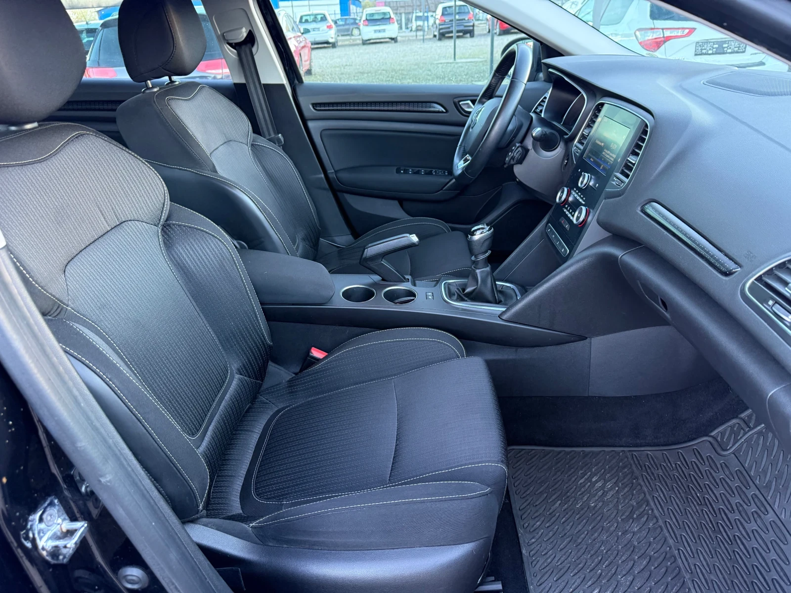 Renault Megane 1.5d/110hp/NAVI/EVRO6/ - изображение 10