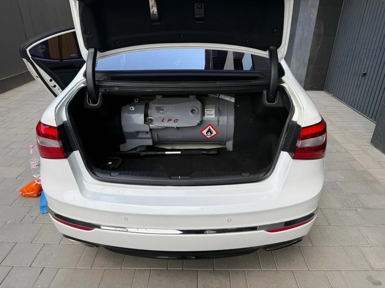 Kia K7 3.0 LPI | Mobile.bg   13