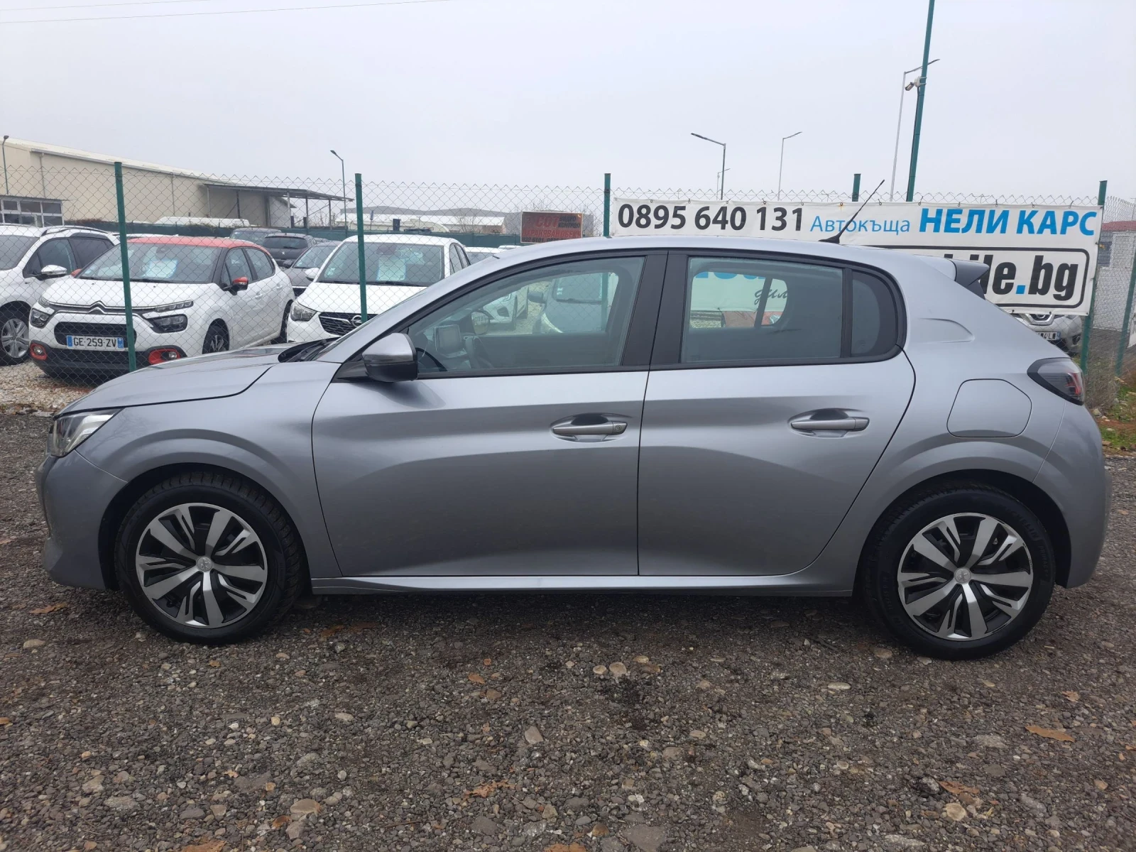 Peugeot 208 1.2 i - изображение 3