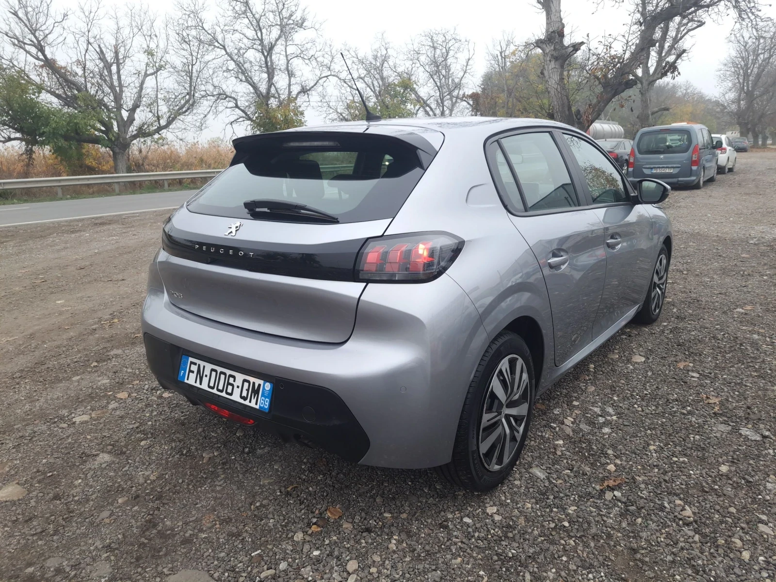 Peugeot 208 1.2 i - изображение 6