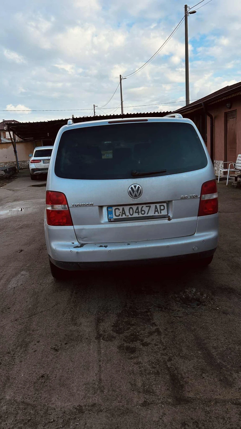 VW Touran 2.0 - изображение 3