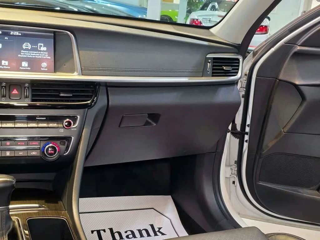 Kia Optima * EX/Leather/Certified/Finance * CARFAX * ЦЕНА ДО , снимка 12 - Автомобили и джипове - 53749681