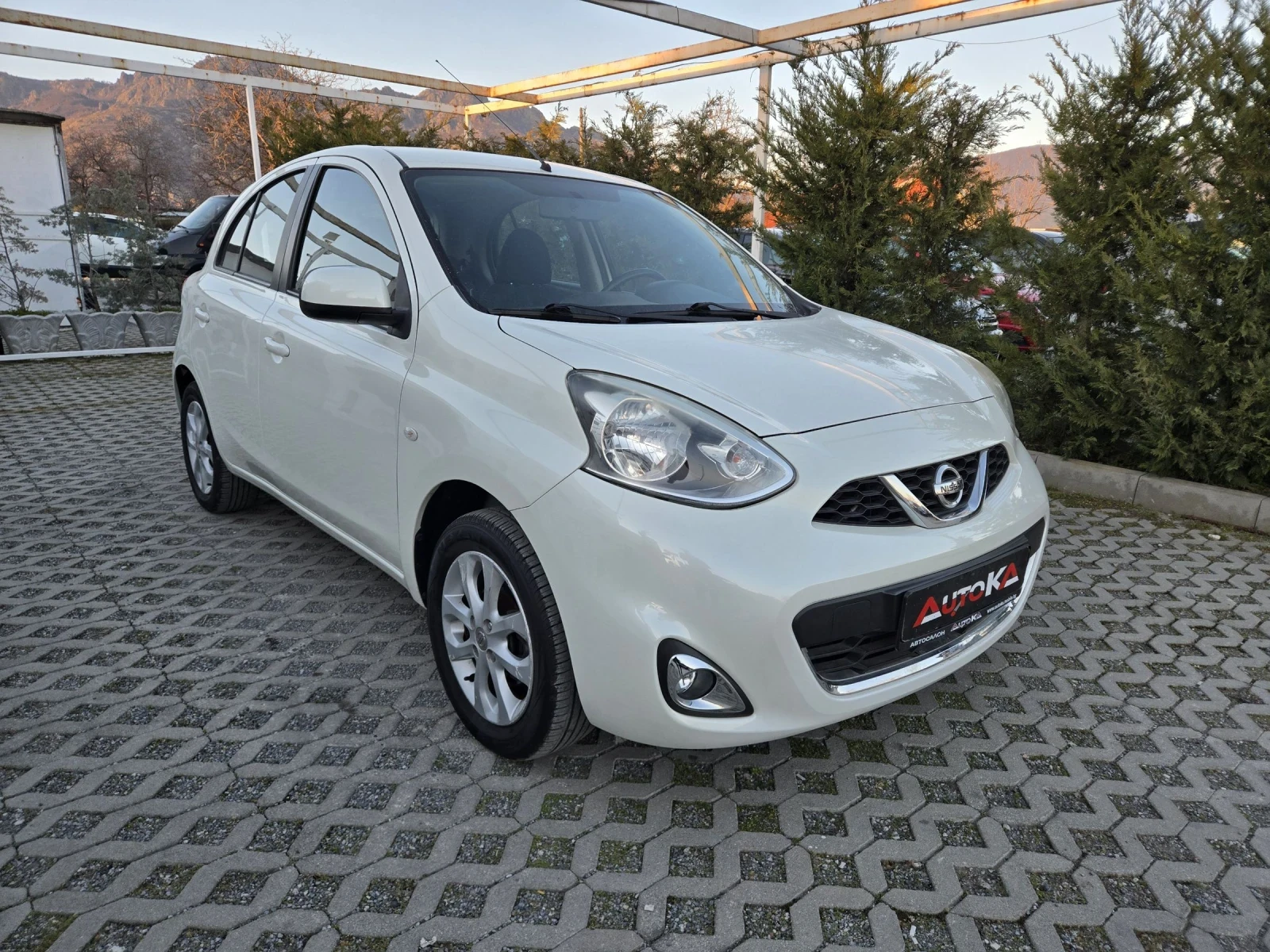 Nissan Micra 1.2i-80кс= ГАЗ= 180.000КМ= АВТОПИЛОТ= 2014г, снимка 2 - Автомобили и джипове - 53773317