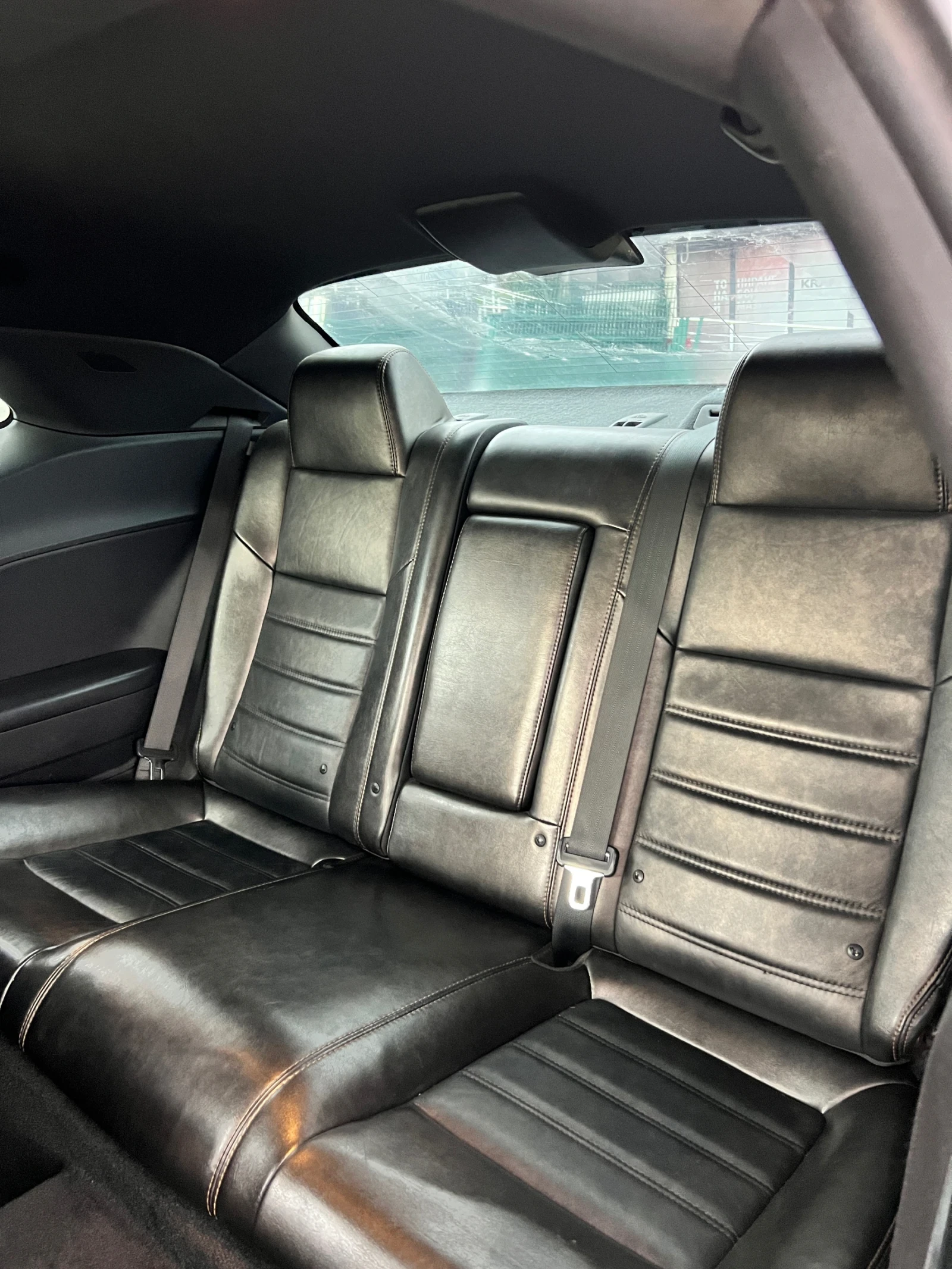 Dodge Challenger, снимка 7 - Автомобили и джипове - 54039320