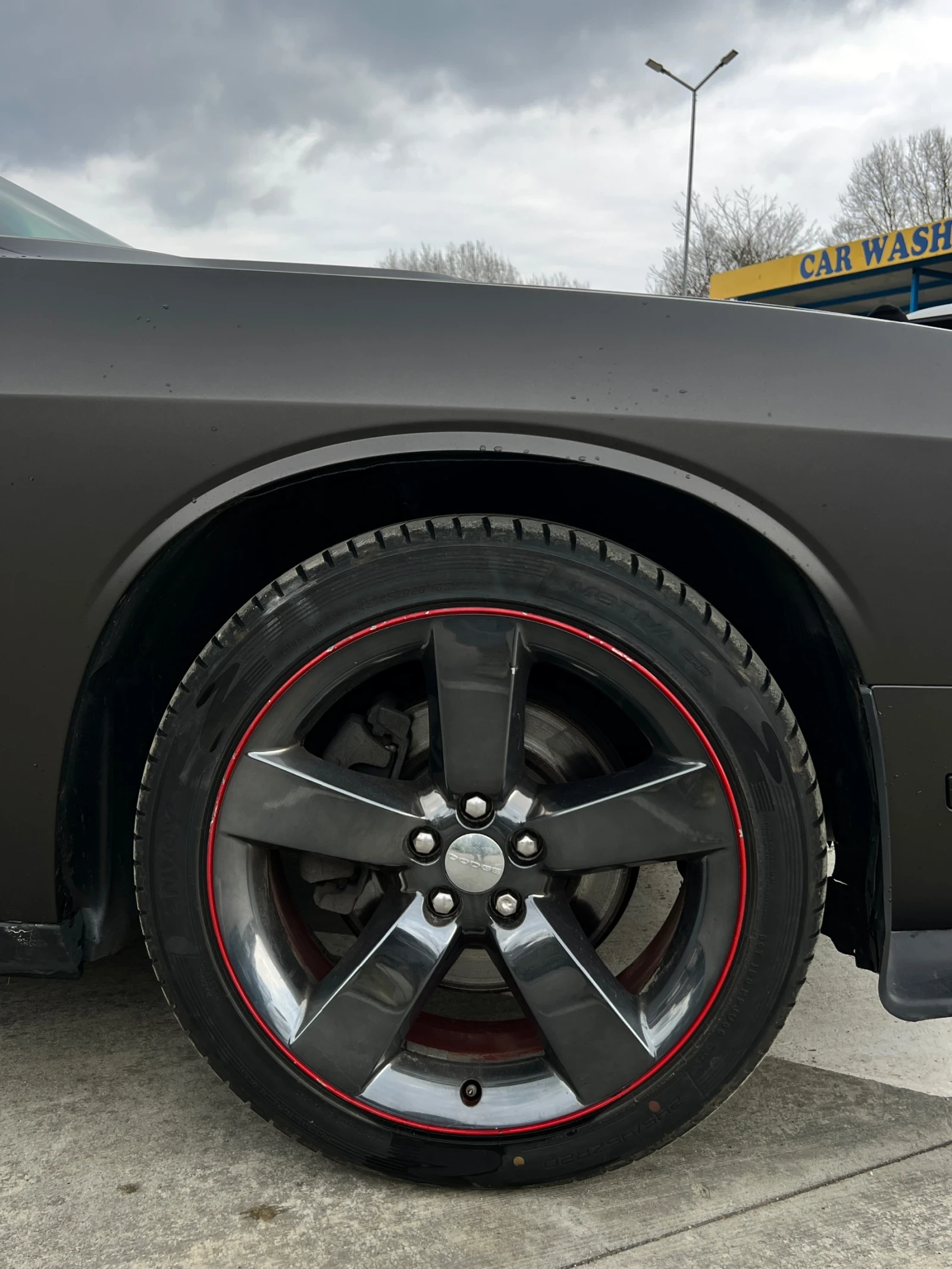 Dodge Challenger, снимка 10 - Автомобили и джипове - 54039320