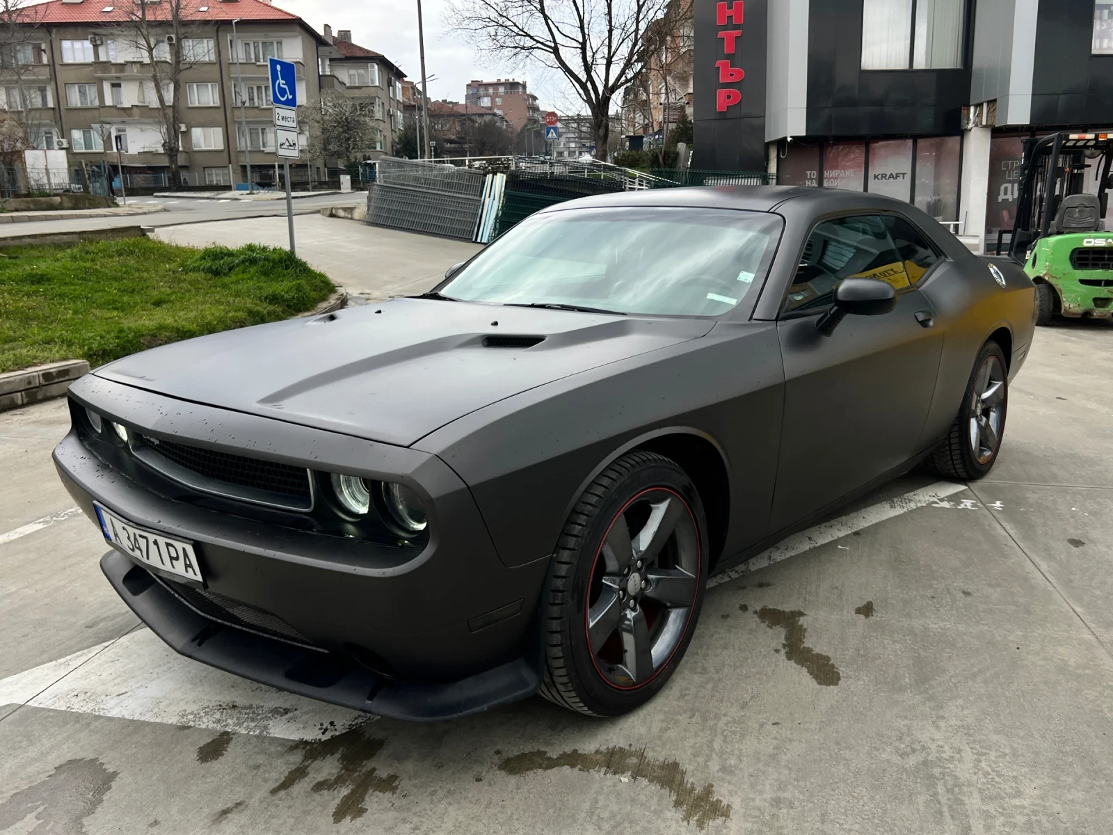 Dodge Challenger, снимка 2 - Автомобили и джипове - 54039320