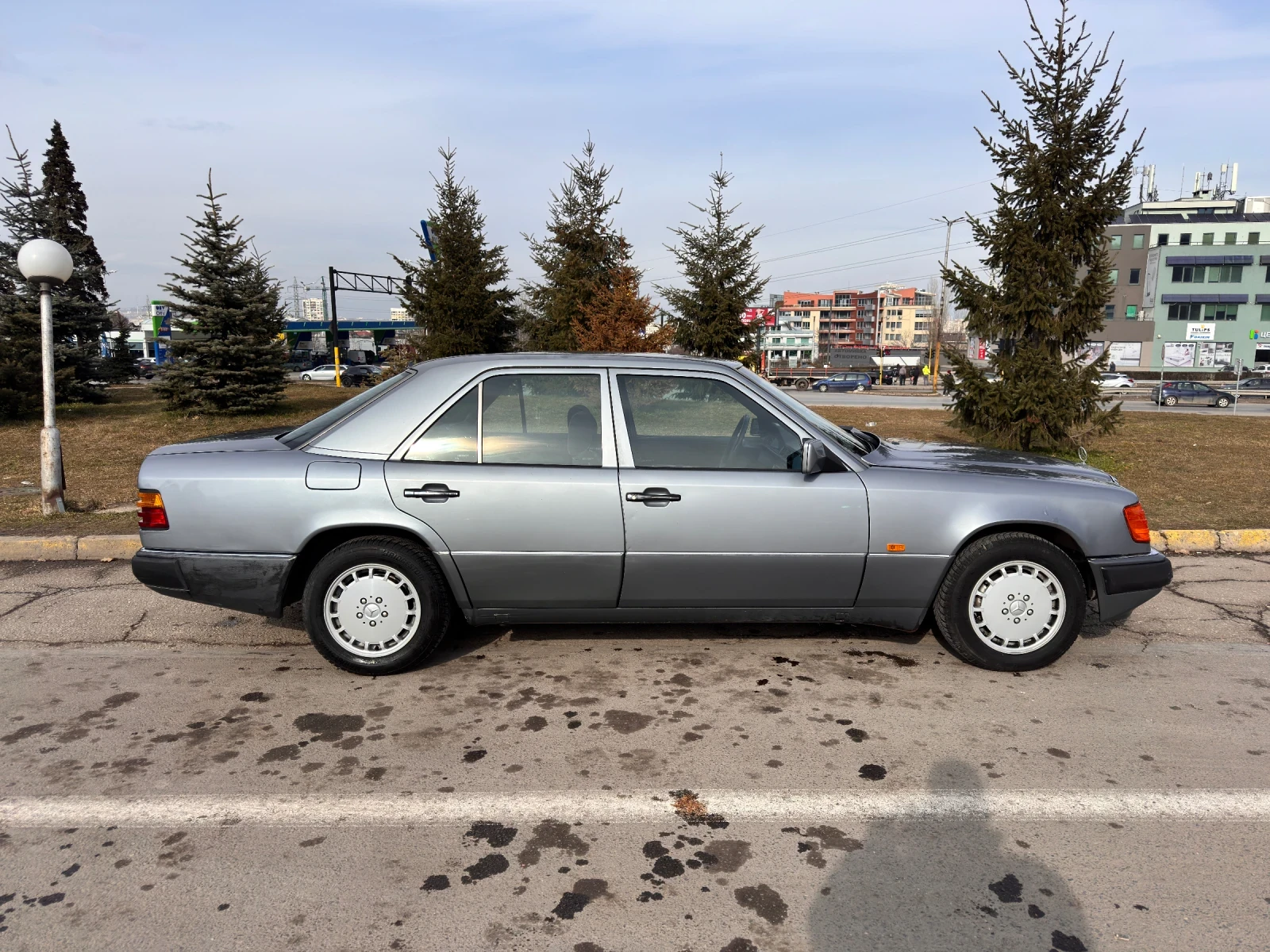 Mercedes-Benz 124 200 E, снимка 3 - Автомобили и джипове - 54097847